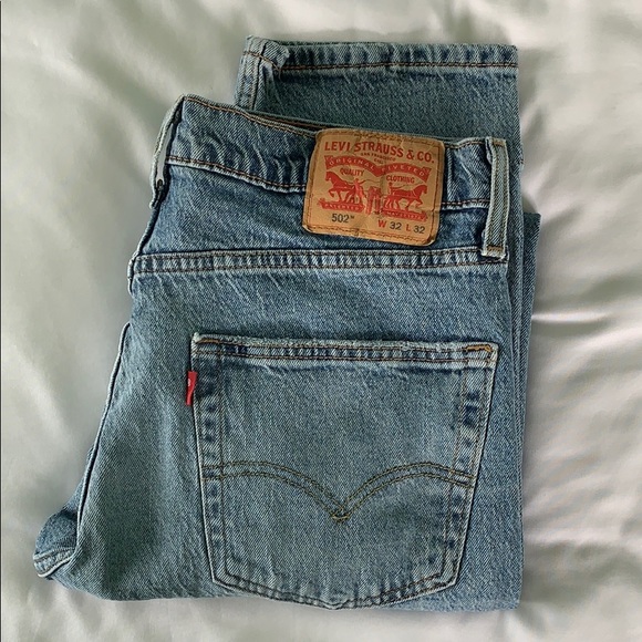 PERFECT LEVIS - Picture 3 of 3